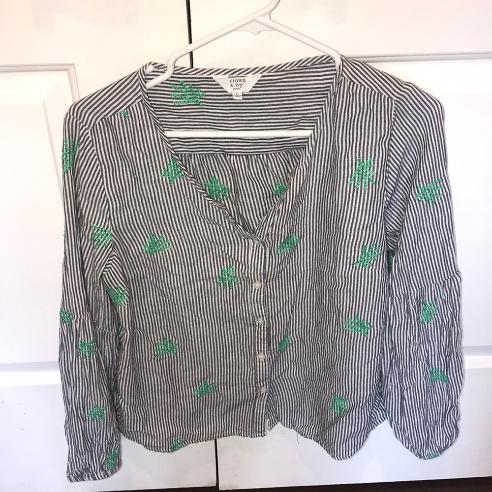 Crown and Ivy Blouse
